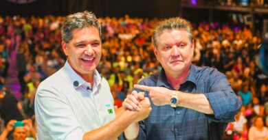 Prefeito de Cariacica faz megaevento para consolidar apoio a Ricardo Ferraço em 2026