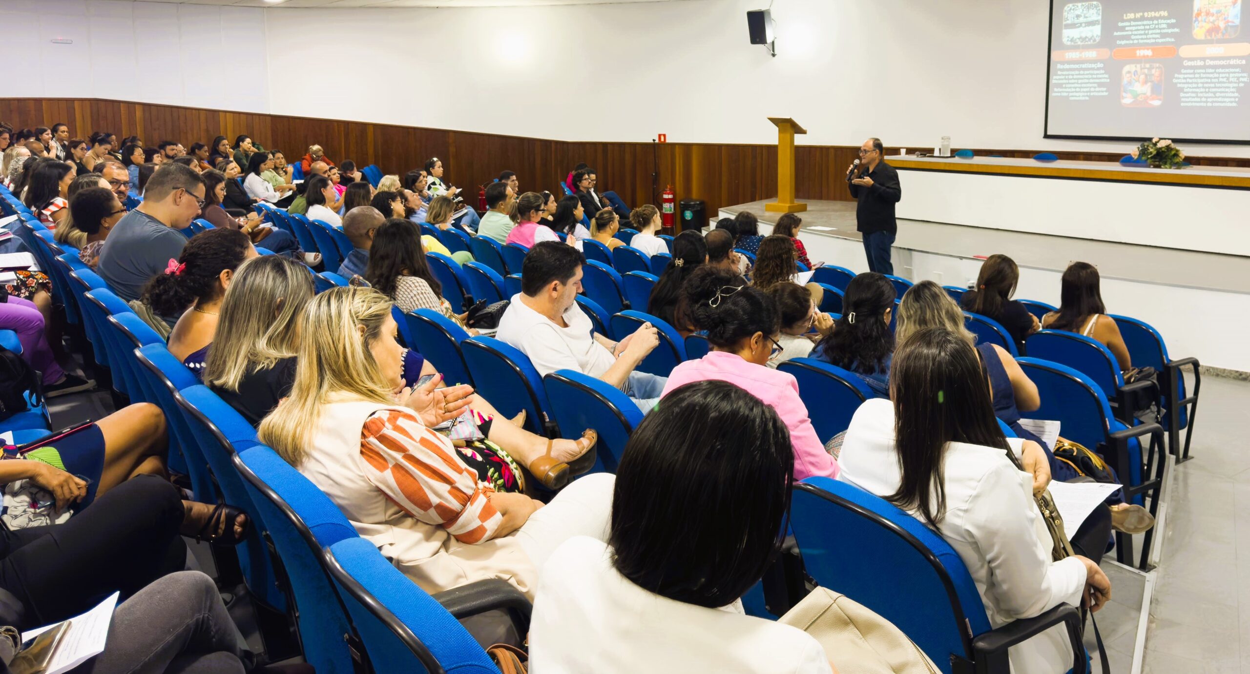 Faceli e Educação promovem formação continuada para diretores das escolas municipais