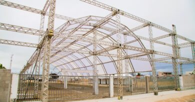 Expolinhares 2025: Parque de Exposições recebe estrutura para festa e rodeio que vão comemorar os 225 anos da cidade