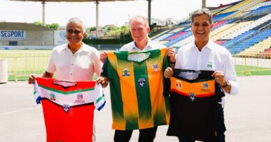 Governo do Estado realiza cerimônia de entrega de uniformes da Copa Sesport