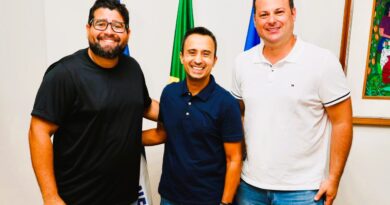 Parceria entre Roninho e deputado Victor garante recursos para Rodeio e Jesus Vida Verão no aniversário de Linhares