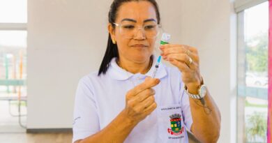 Dengue: Linhares vacina profissionais de saúde, crianças e adolescentes entre 10 a 14 anos